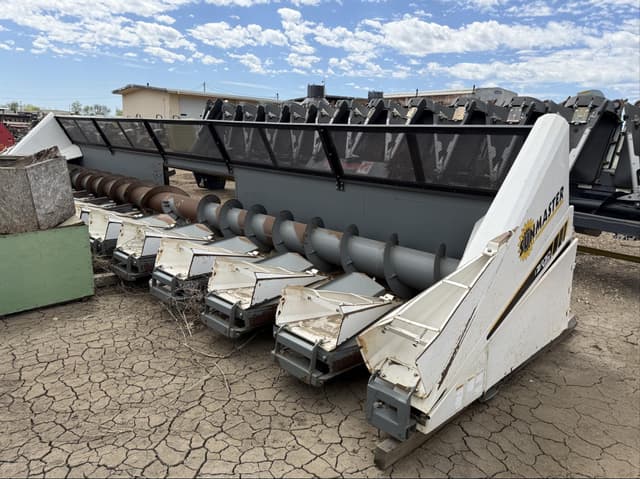 Image of Sheyenne Sunmaster 12R30 equipment image 2