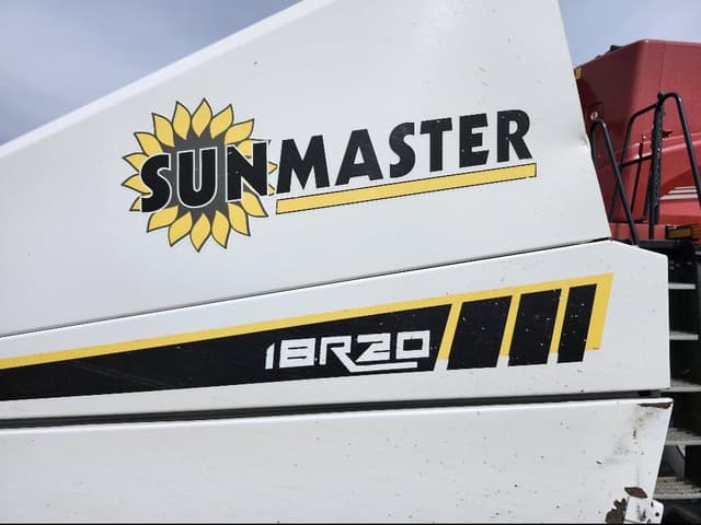 Image of Sheyenne Sunmaster 18R20 equipment image 1