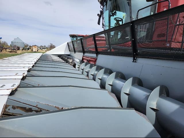 Image of Sheyenne Sunmaster 18R20 equipment image 4