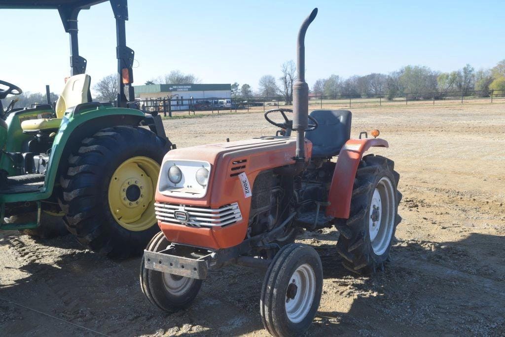 Shibaura SD1500 Equipment Image0