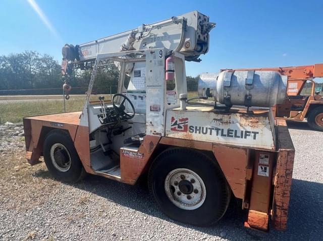 Image of SHUTTLELIFT 3330ELB  equipment image 3