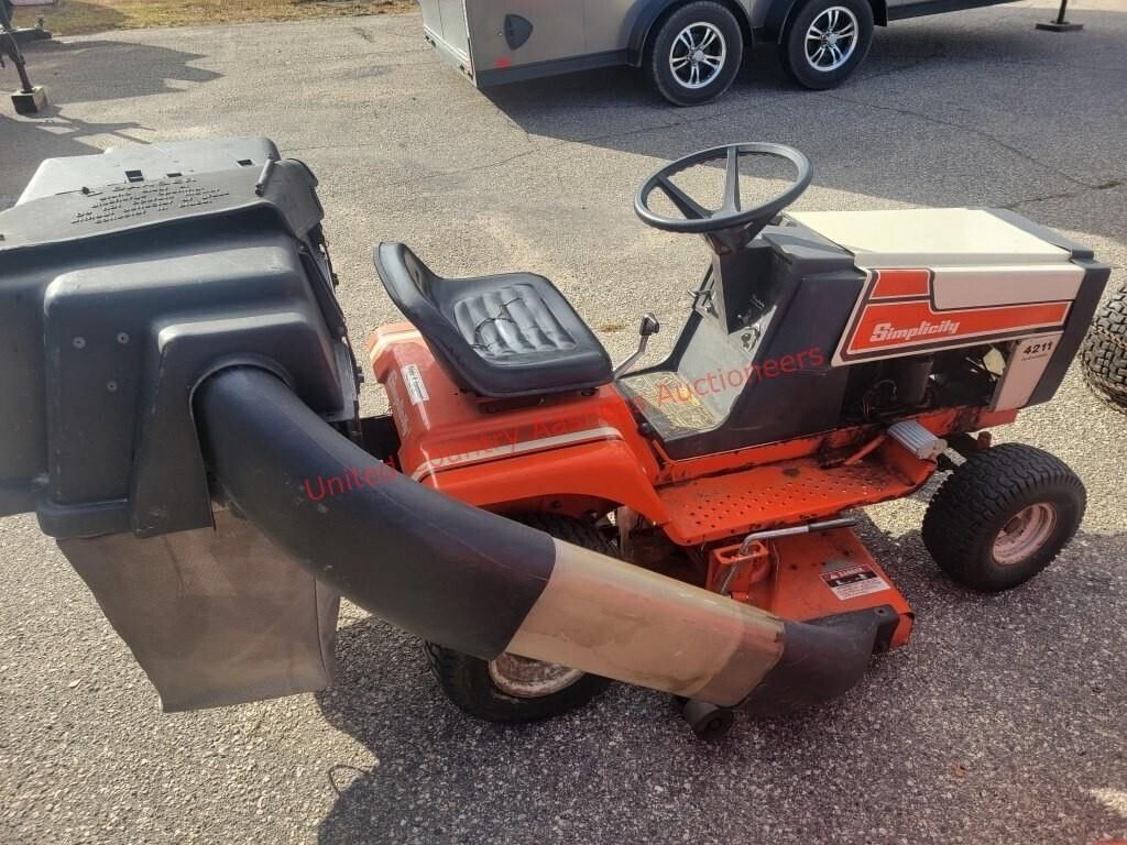 Simplicity 4211 Equipment Image0