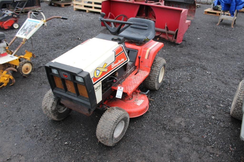 Main image Simplicity 4212