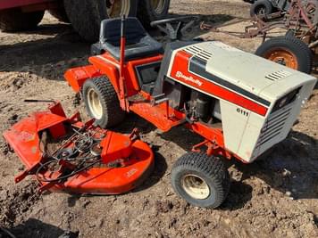 Main image Simplicity 6111