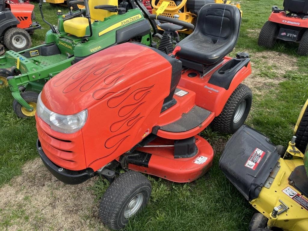 Main image Simplicity Broadmoor