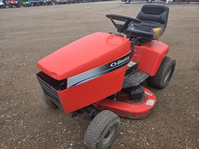 Image of Simplicity Broadmoor equipment image 1