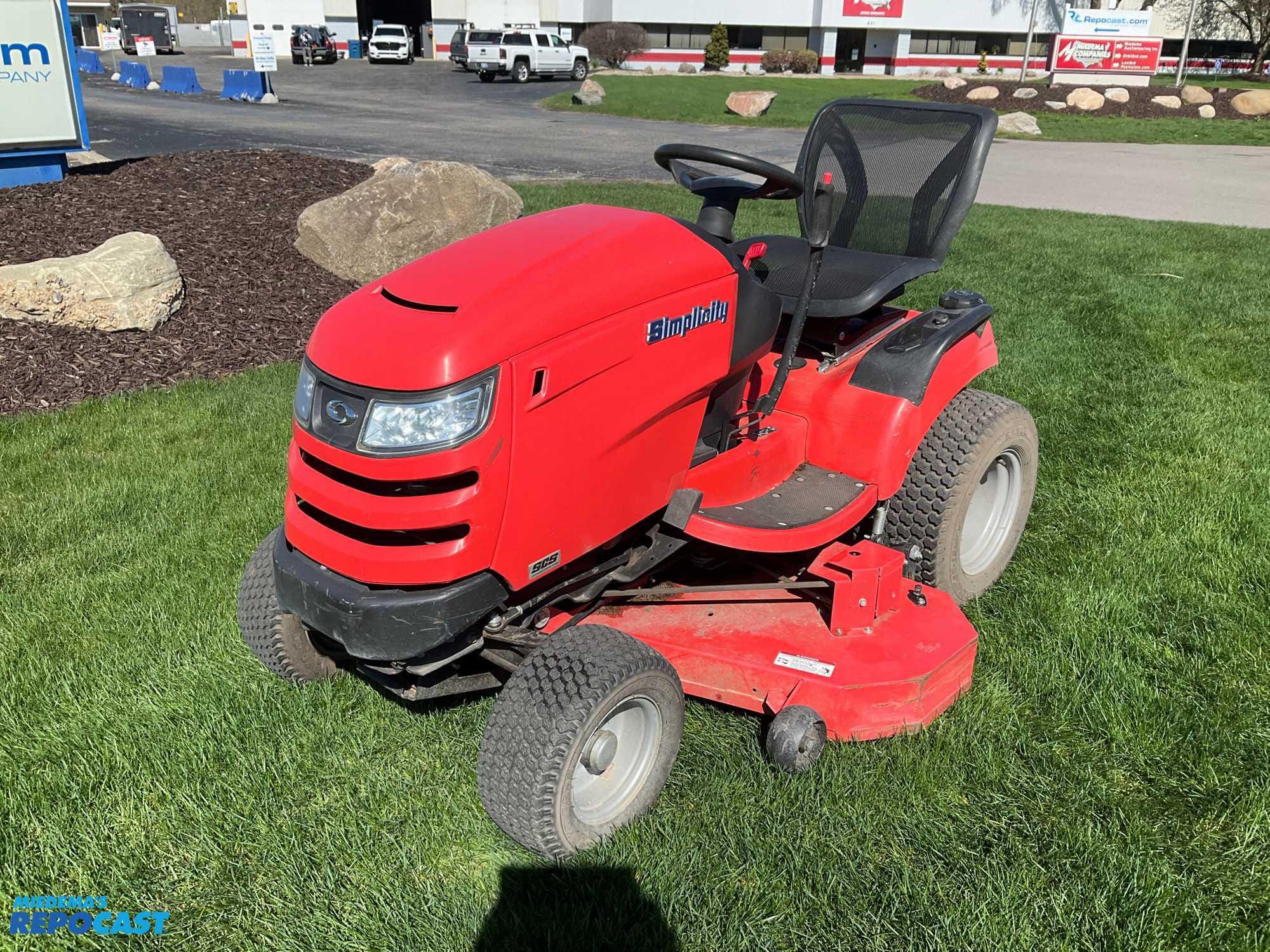 Main image Simplicity Broadmoor