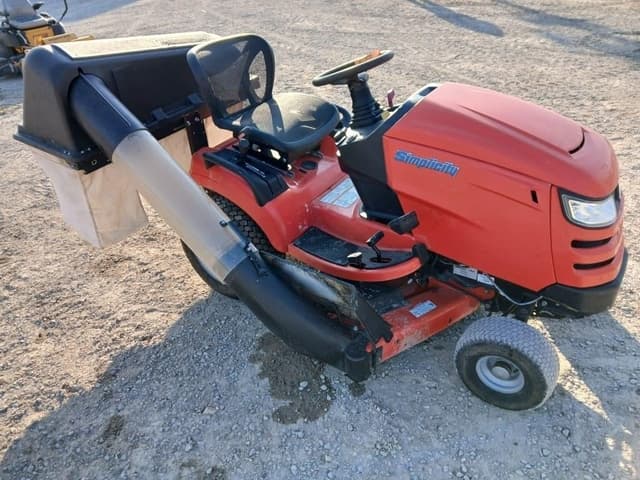 Image of Simplicity Broadmoor equipment image 2