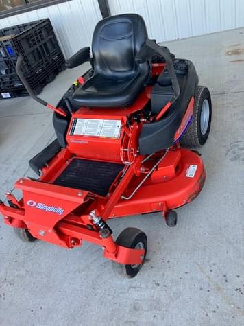 Main image Simplicity Champion