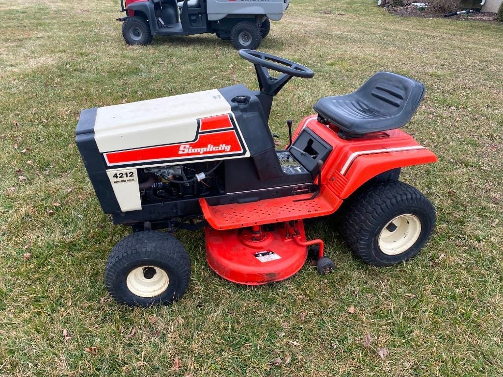 Main image Simplicity 4212