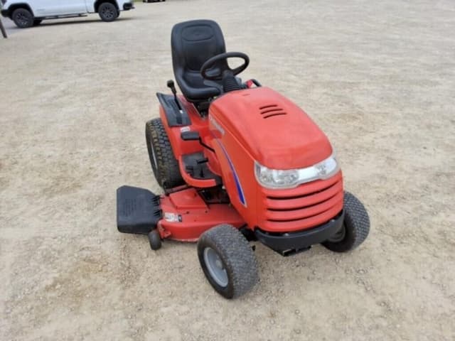 Image of Simplicity Prestige equipment image 1