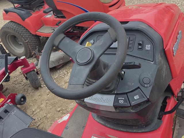 Image of Simplicity Prestige equipment image 4