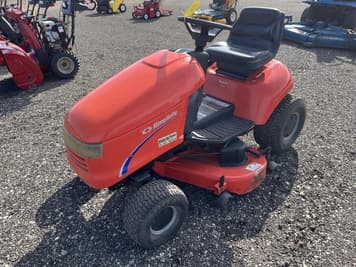 Main image Simplicity Regent