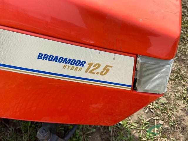 Image of Simplicity Broadmoor equipment image 2