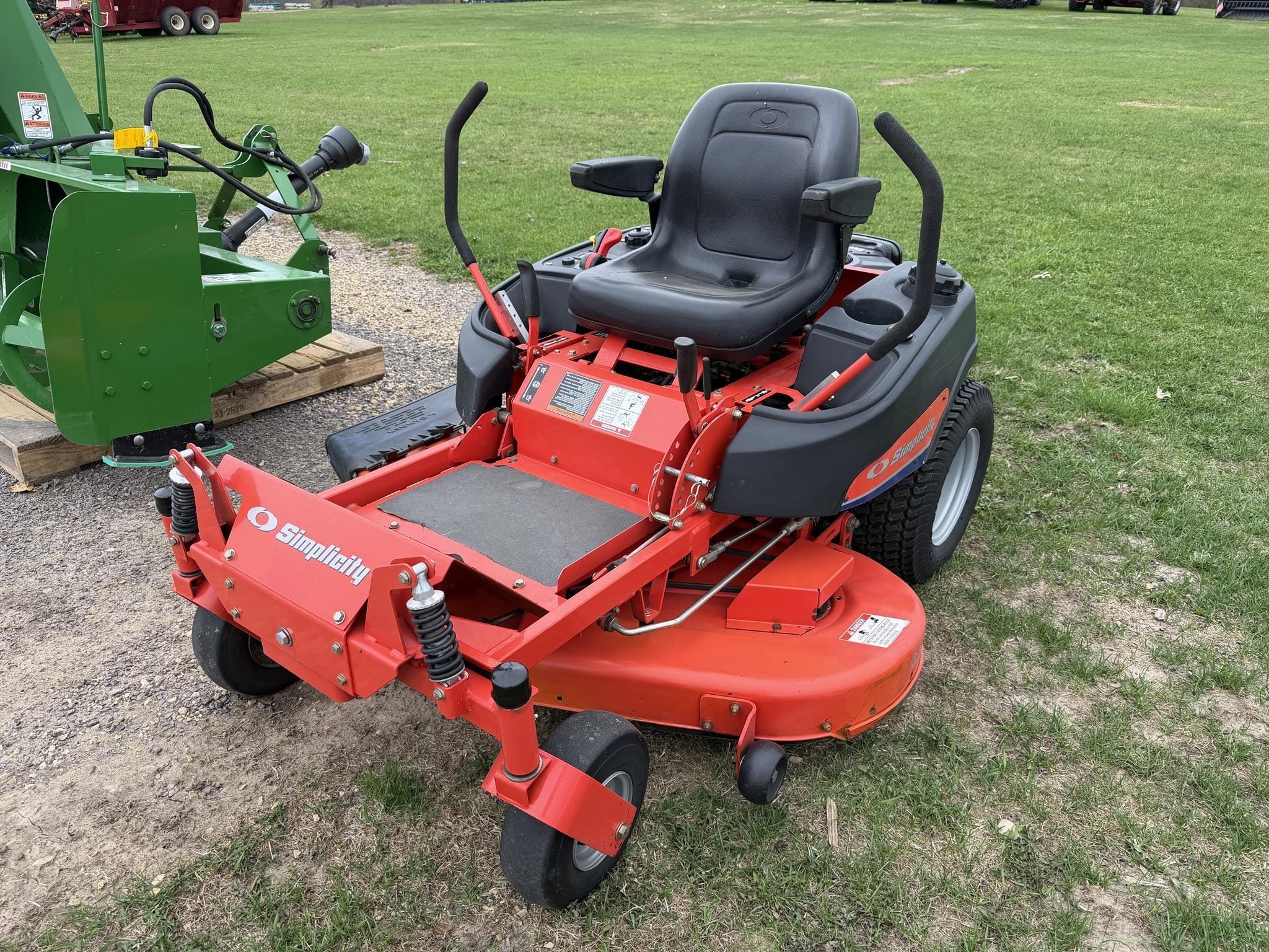 Simplicity ZT2050 Equipment Image0