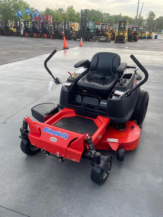 Image of Simplicity ZT2500 equipment image 1