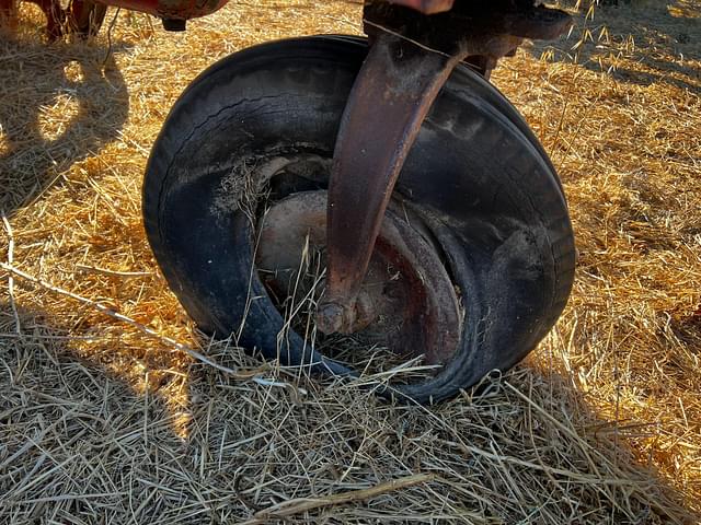 Image of Farmall C equipment image 3