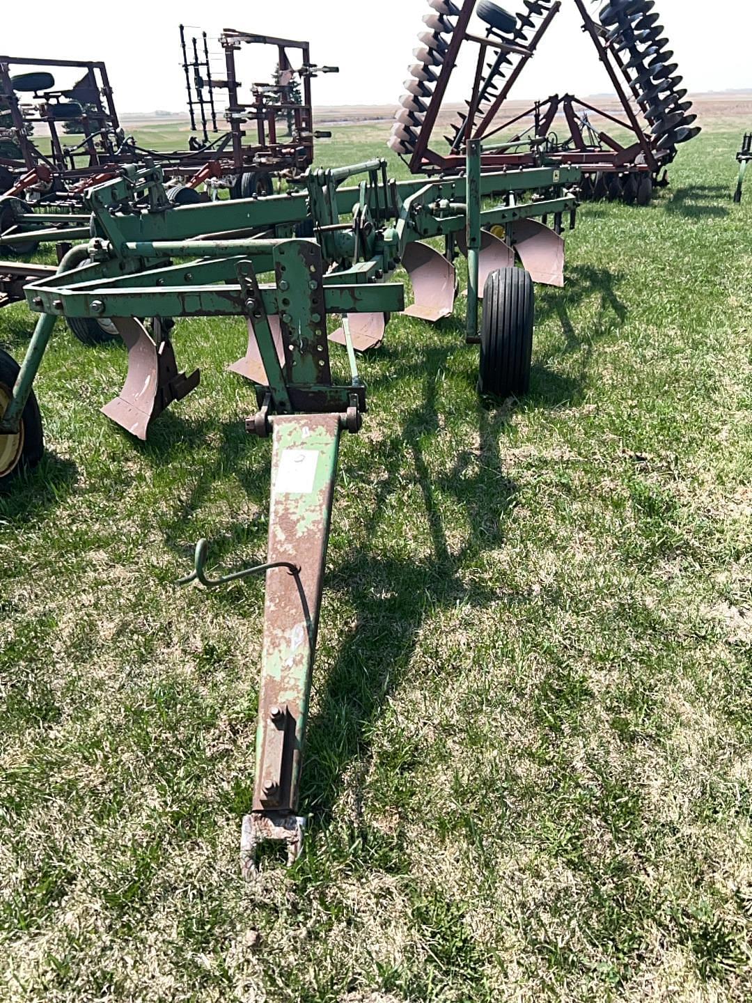 Image of John Deere 3100 Primary image