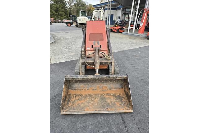 Image of Ditch Witch SK650 equipment image 3