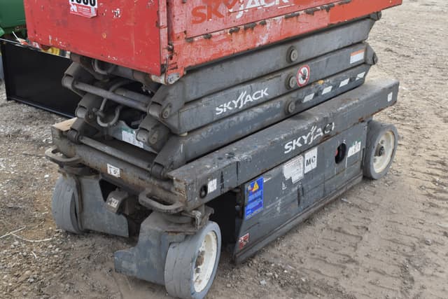 Image of Sky Jack SJIII3219 equipment image 4