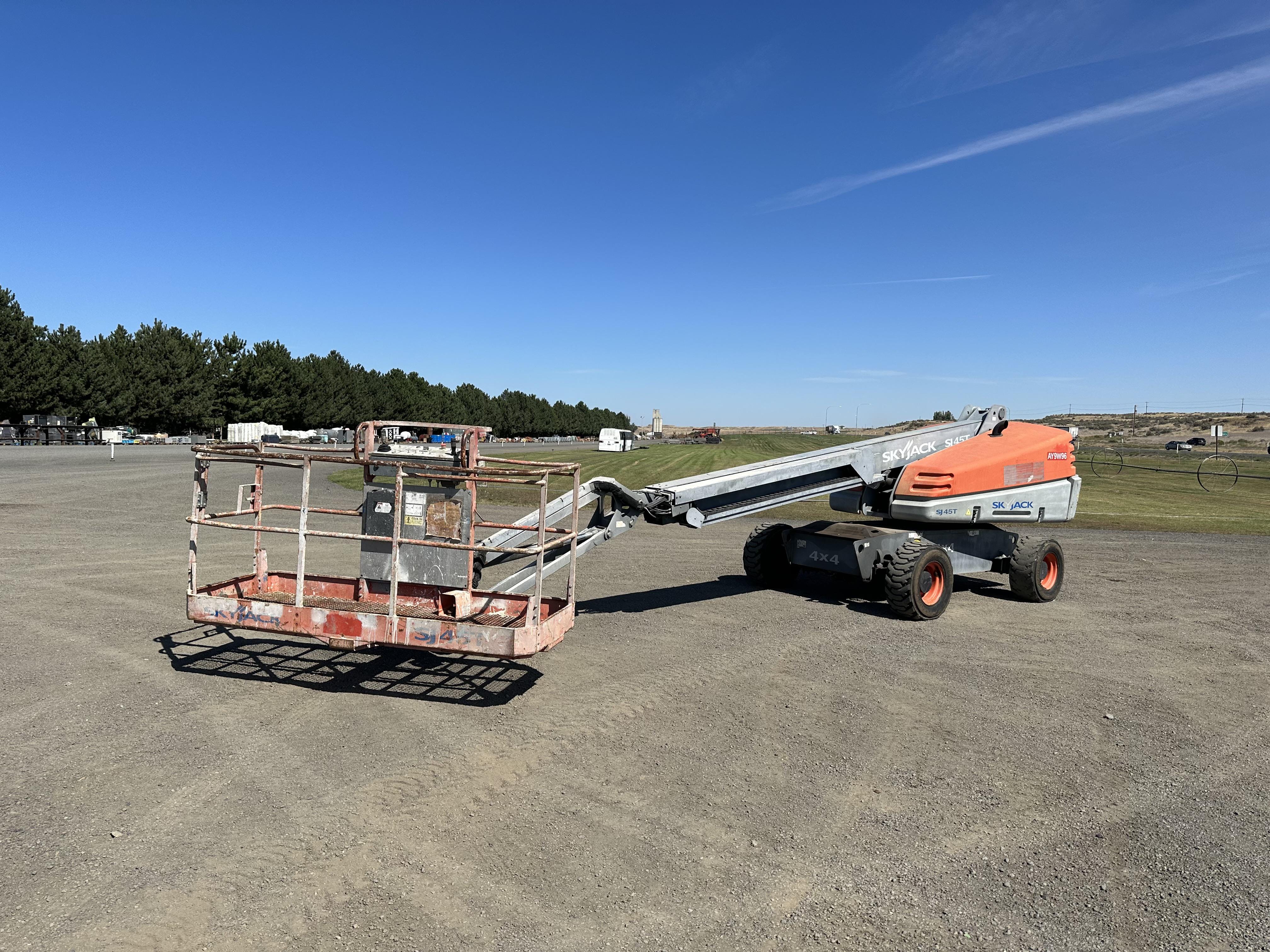 Main image Sky Jack SJ45T