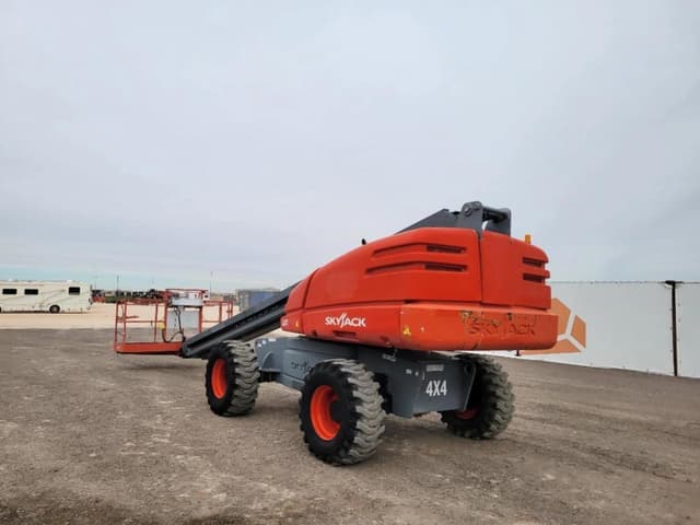 Image of Sky Jack SJ61T equipment image 2