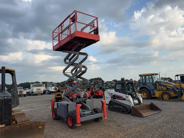 Image of Sky Jack SJ6832RT equipment image 2