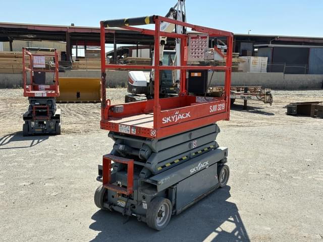 Image of Sky Jack SJIII3219 equipment image 2