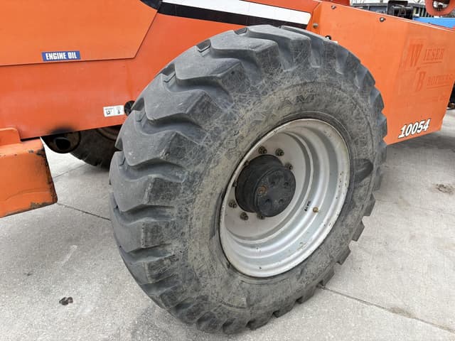 Image of Skytrak 10054 equipment image 4