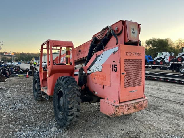 Image of Skytrak 10054 equipment image 1