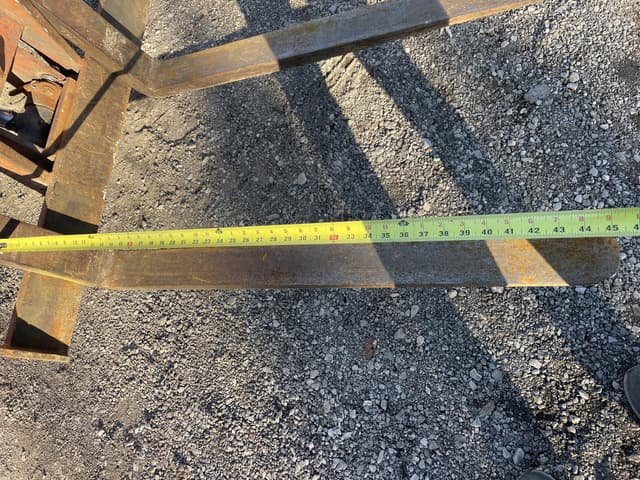 Image of Skytrak 6036 equipment image 2