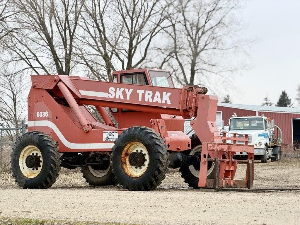 Skytrak 6036 Equipment Image0