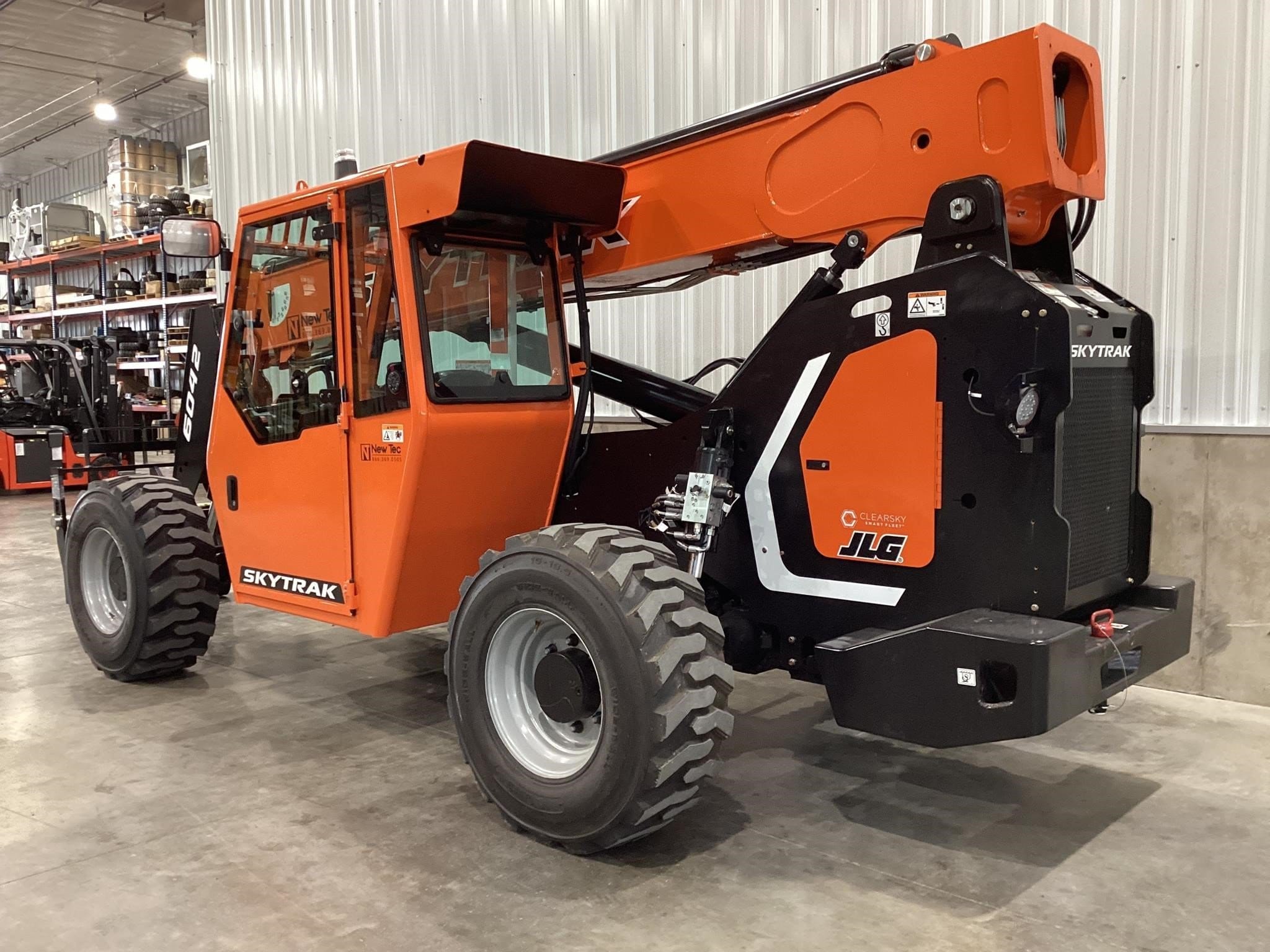 2025 Skytrak 6042 Equipment Image0