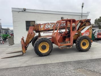 Main image Skytrak 8042