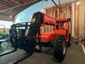 2016 Skytrak 8042 Image