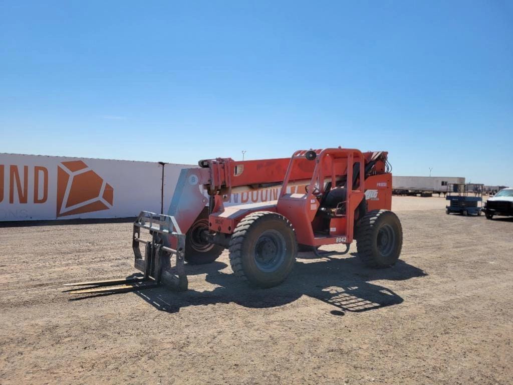 Skytrak 8042 Equipment Image0