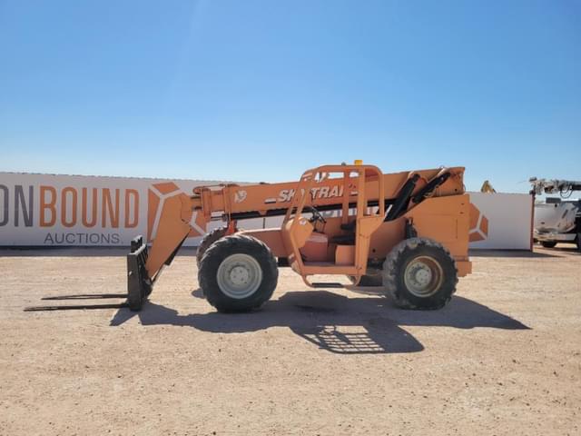 Image of Skytrak 8042 equipment image 1