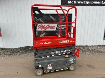 Main image Skytrak SJ3013