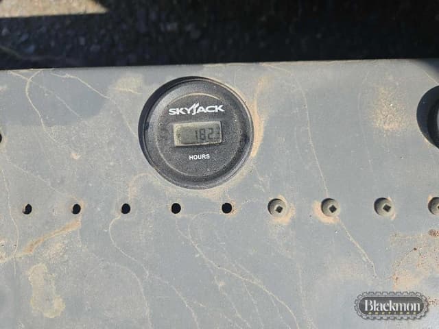 Image of Sky Jack SJIII3219 equipment image 3