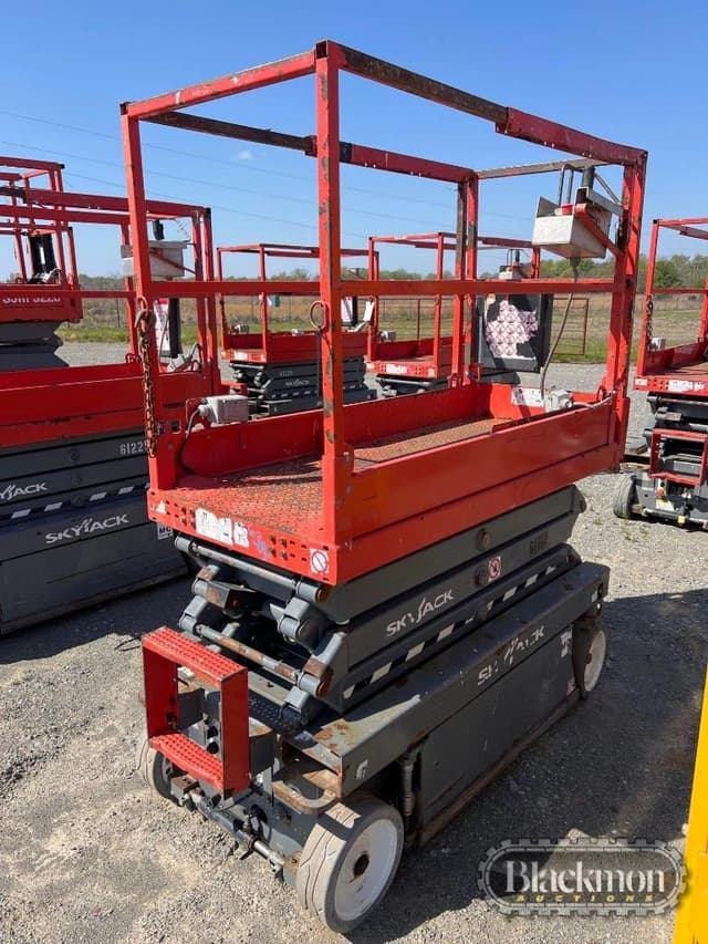 Image of Sky Jack 3219 equipment image 2