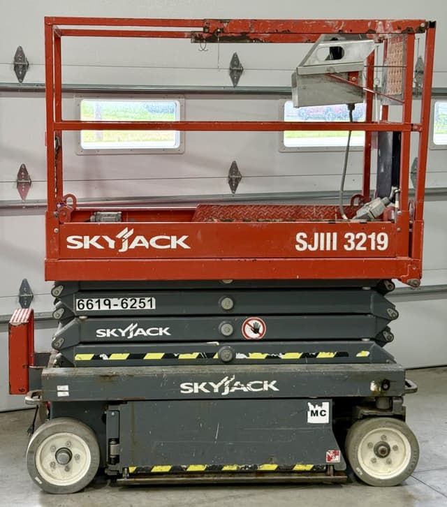 Image of Sky Jack SJIII3219 equipment image 1