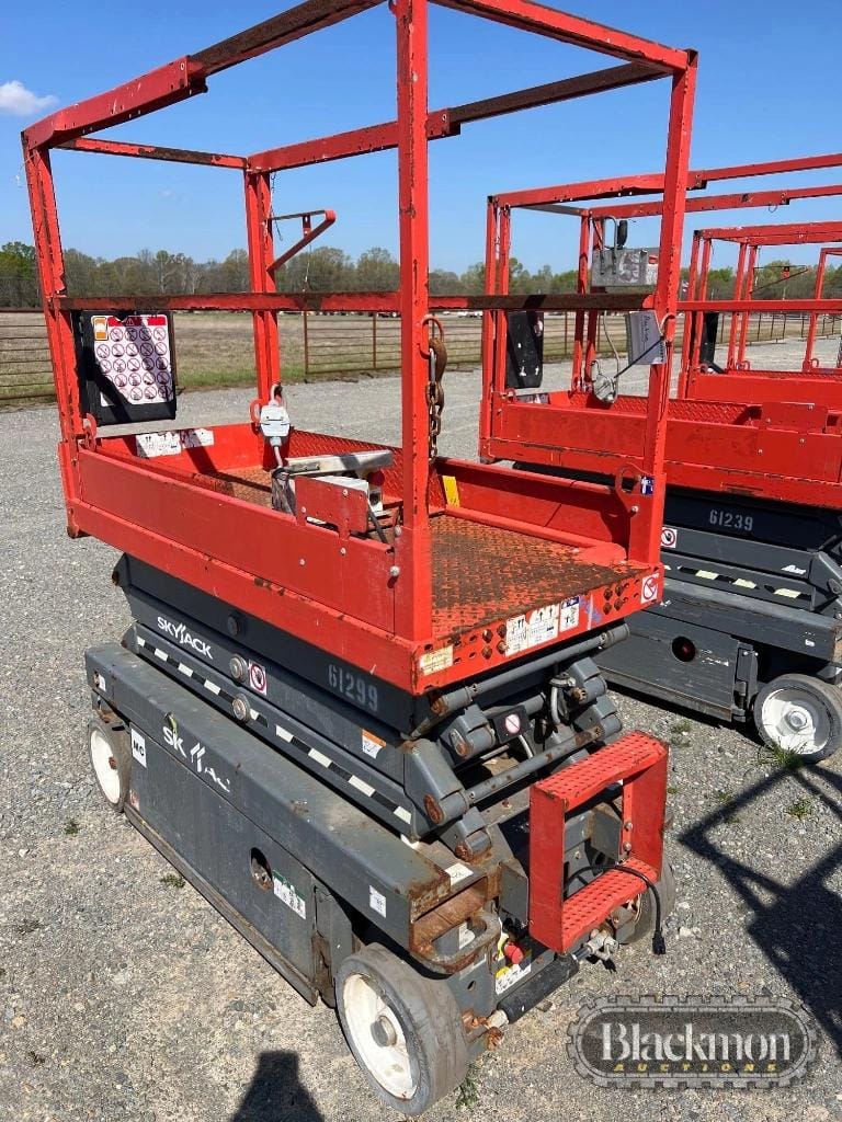 Sky Jack 3219 Equipment Image0