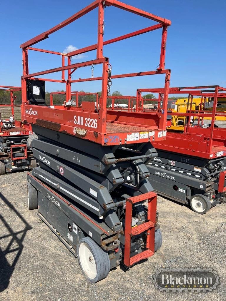 Sky Jack SJIII3226 Equipment Image0