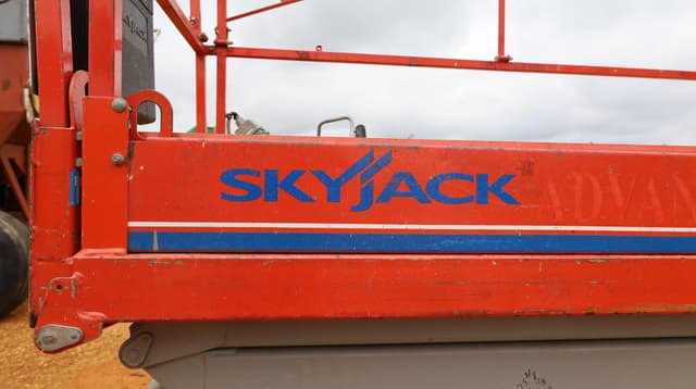 Image of Sky Jack SJIII4632 equipment image 3