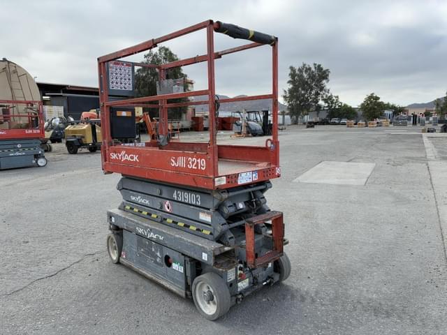 Image of Sky Jack SJIII3219 equipment image 3