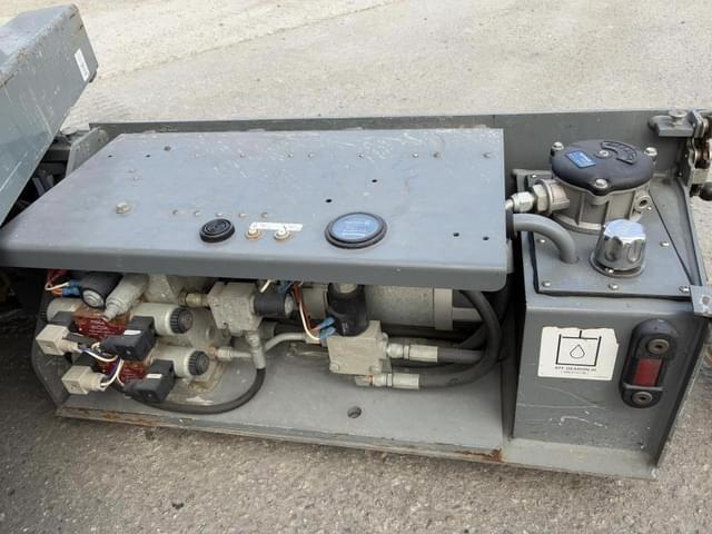 Image of Sky Jack SJIII3219 equipment image 4