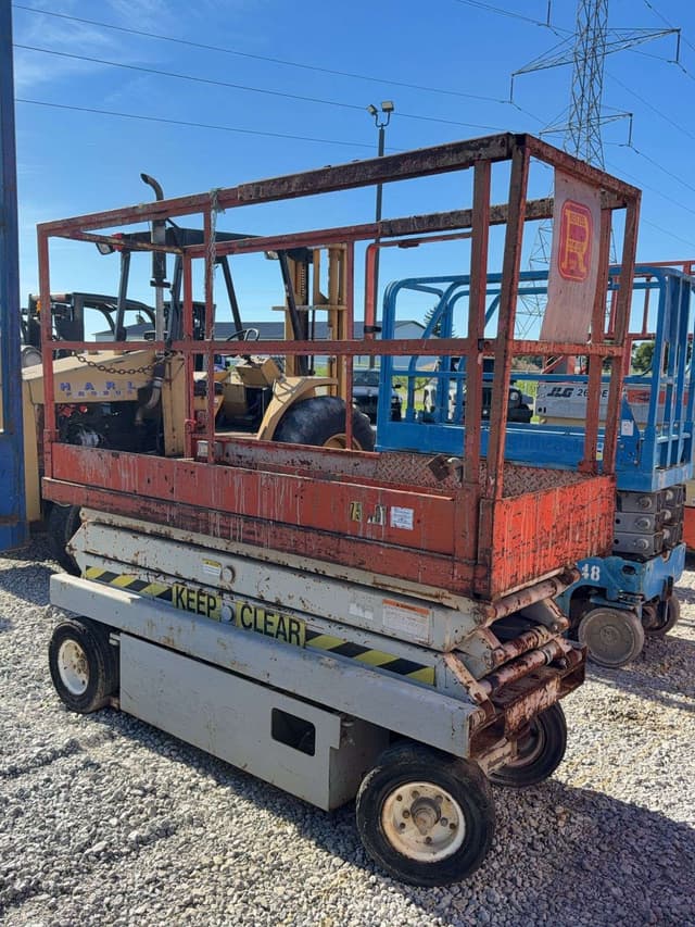 Image of Sky Jack SJ3220 equipment image 4