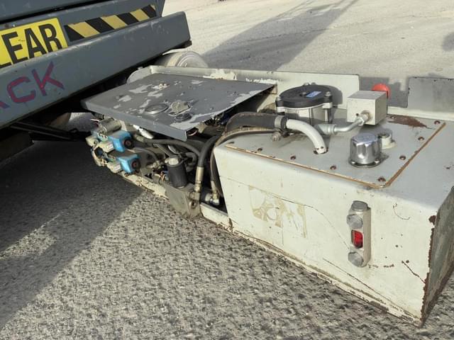 Image of Sky Jack SJIII3226 equipment image 4