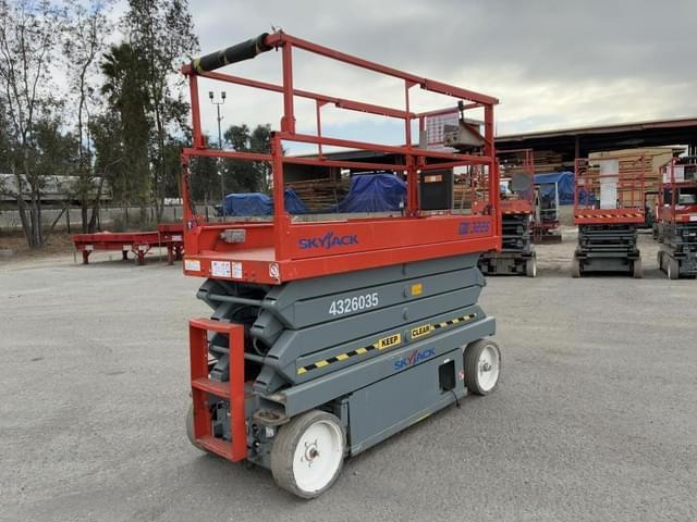 Image of Sky Jack SJIII3226 equipment image 2