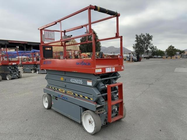 Image of Sky Jack SJIII3226 equipment image 3